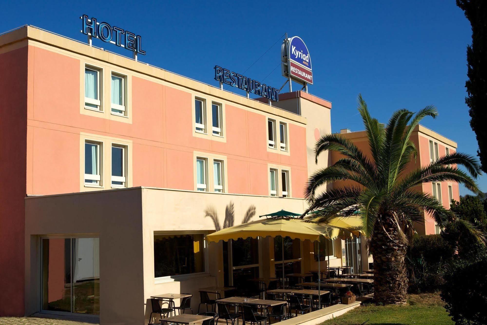 Brit Hotel Marseille Aeroport Mirabeau Exterior foto